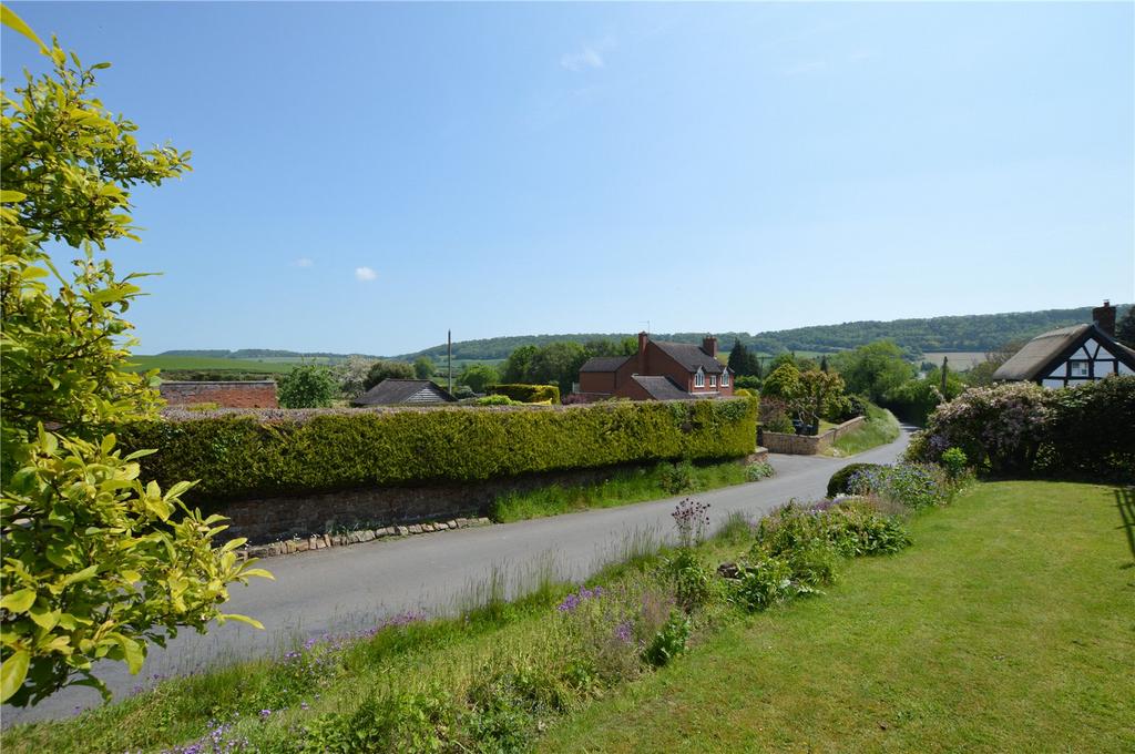 Fairview, Harley, Shrewsbury, Shropshire 3 bed bungalow £299,950