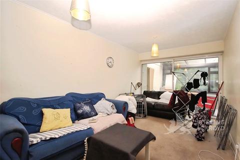 4 bedroom terraced house to rent, Guildford Park Avenue, Guildford, Surrey, GU2