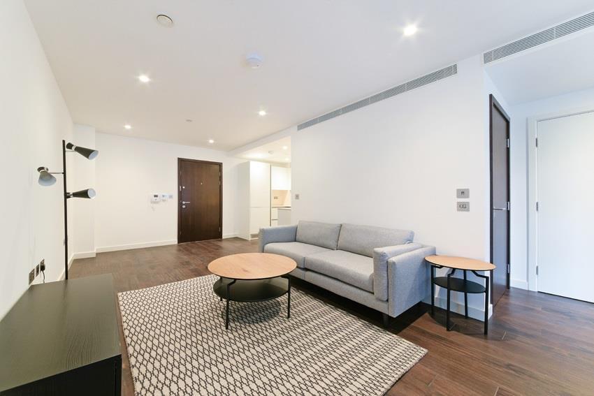 85 Royal Mint Street, London, E1 1 bed flat - £2,492 pcm (£575 pw)