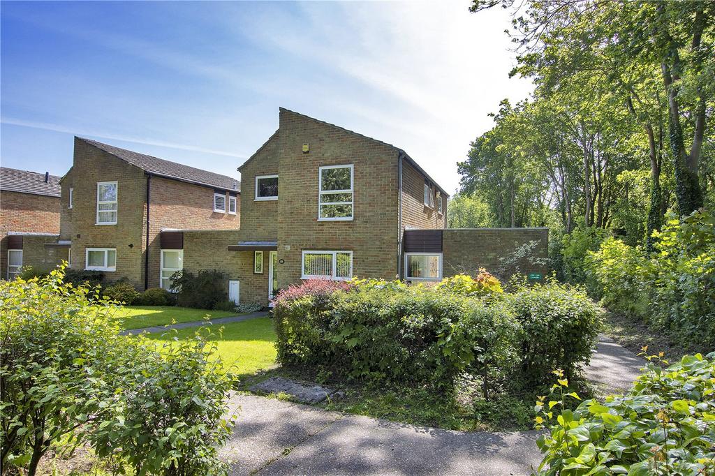 Capelands, New Ash Green, Longfield, Kent, DA3 4 bed link detached