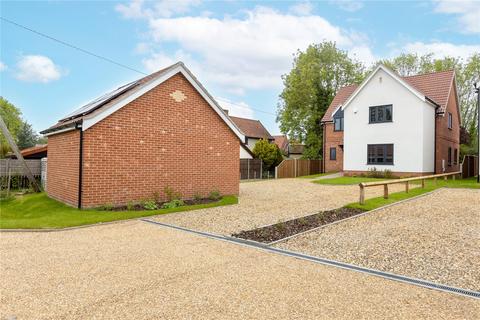4 bedroom detached house for sale - Wymondham Road, Wreningham, Norwich, Norfolk, NR16