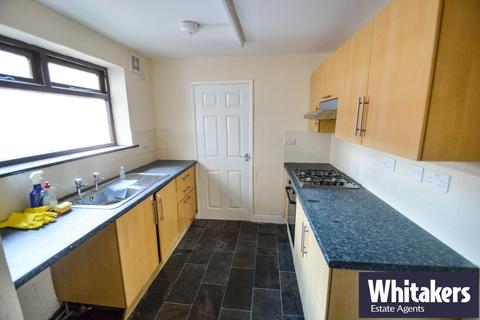 2 bedroom terraced house to rent, Rosmead Street, Hull, HU9