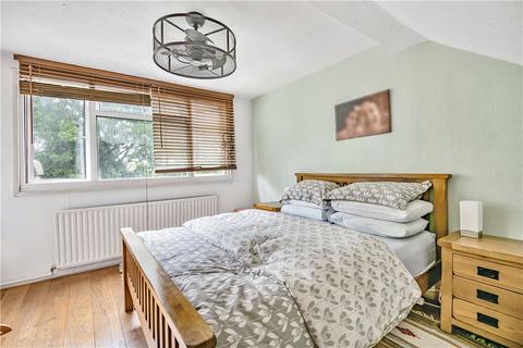 152 Wills Crescent, Whitton, Hounslow, TW3 2JD