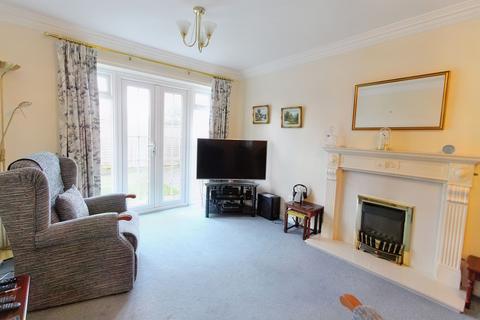 1 bedroom maisonette for sale, Cook Close, Knowle, B93