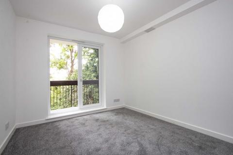 2 bedroom flat to rent, Wavel Place, Sydenham Hill