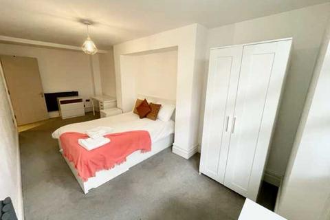4 bedroom apartment to rent, Old Steine, Brighton