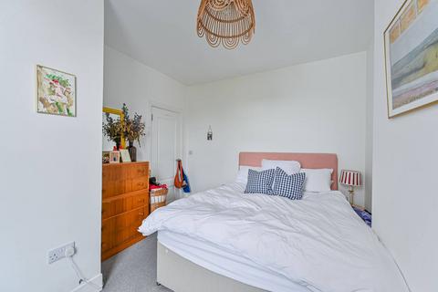 Flat 20a Whateley Road, London, SE22 9DB