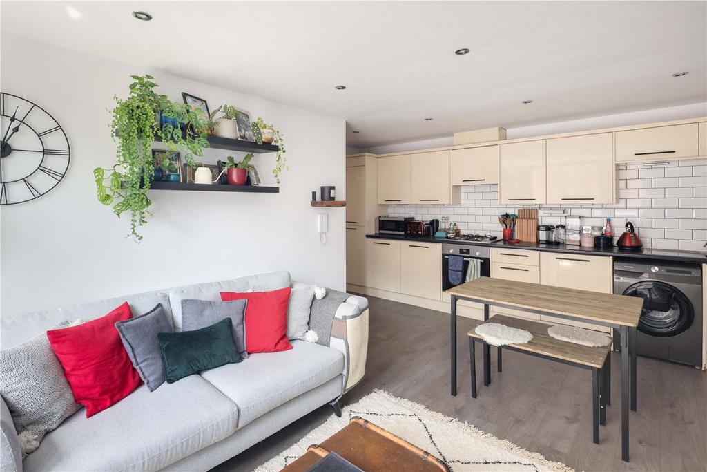 Reception/Kitchen