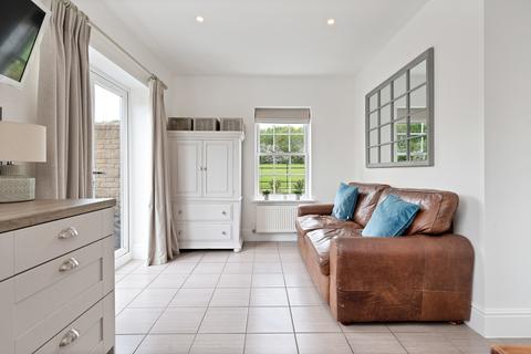 3 Ash Close, Kings Cliffe, Peterborough, PE8 6YX