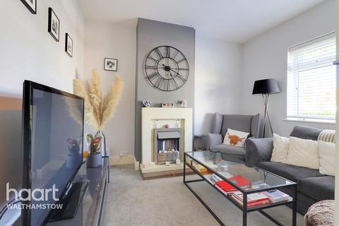 73 Billet Road, London, E17 5DP