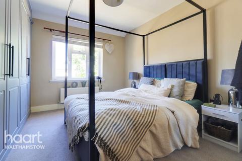73 Billet Road, London, E17 5DP