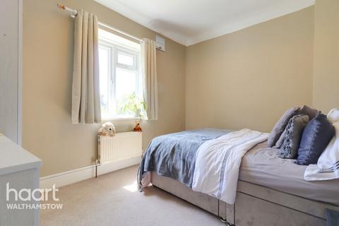 73 Billet Road, London, E17 5DP