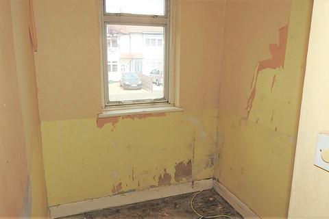 85 Boscombe Road, Worcester Park, KT4 8PJ