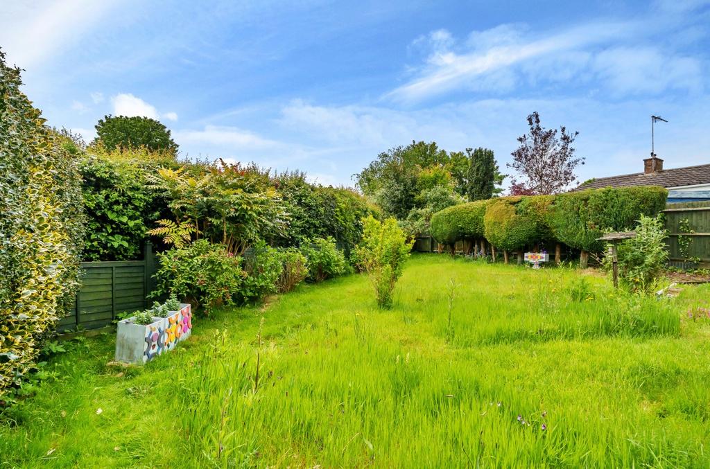 Broadway, Warminster, BA12 2 bed detached bungalow for sale £282,500