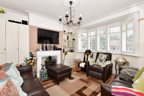 66 Leadale Avenue, London, E4 8AY