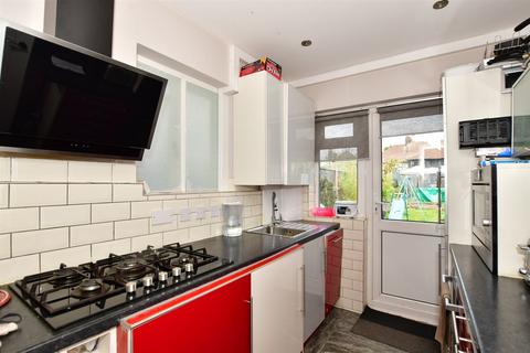 66 Leadale Avenue, London, E4 8AY