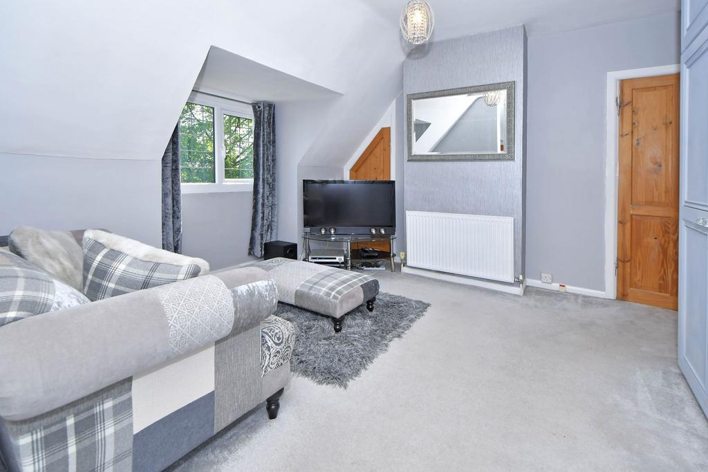 Master suite of bedroom, dressing room &amp; en-suite