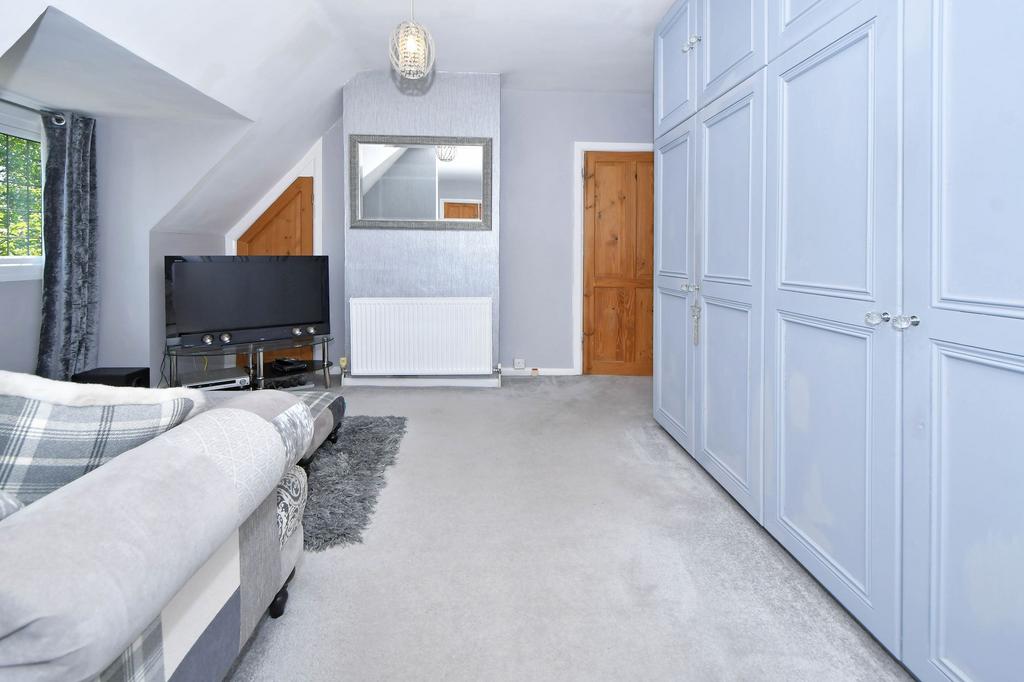 Master suite of bedroom, dressing room &amp; en-suite