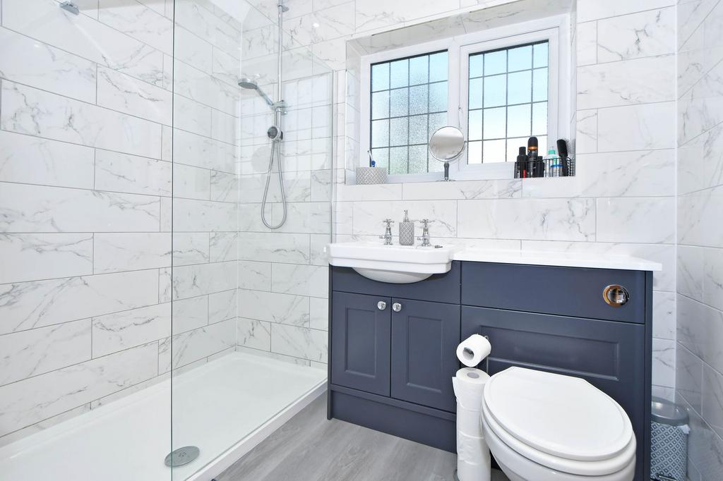 Master suite of bedroom, dressing room &amp; en-suite