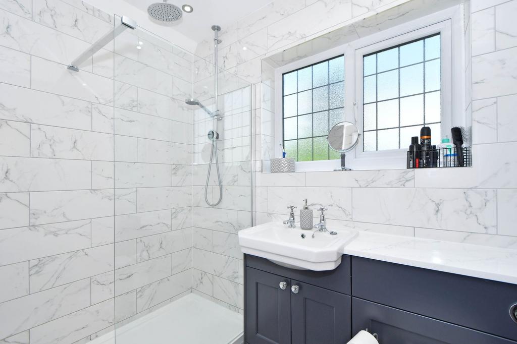 Master suite of bedroom, dressing room &amp; en-suite