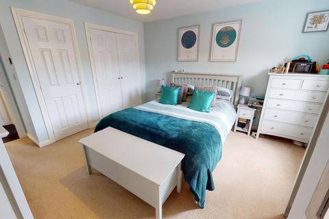 11 Bronte Close, Northampton, NN5 4WG