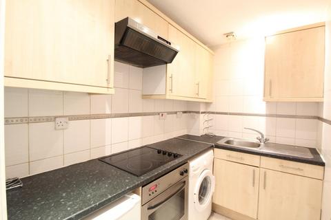 2 bedroom flat for sale, RIVERSIDE COURT, LEEDS, WEST YORKSHIRE, LS1