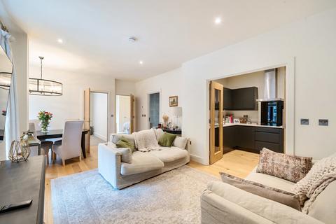 2 bedroom flat for sale, Station Parade, Harrogate, North Yorkshire, HG1