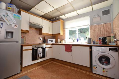 3 bedroom semi-detached house for sale - Valley Drive, Great Preston, Leeds, West Yorkshire