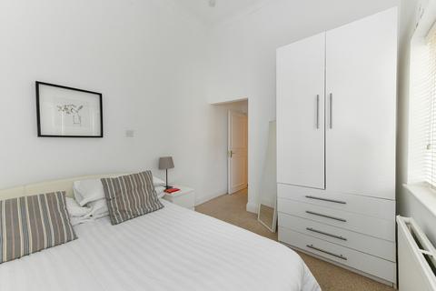 2 bedroom apartment to rent, Lupus Street, Pimlico, London, SW1V
