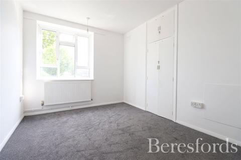 1 bedroom apartment for sale - Petersfield Avenue, Romford, RM3