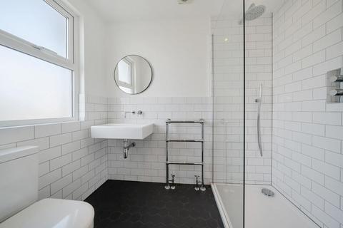 41 Deal Road, London, SW17 9JW