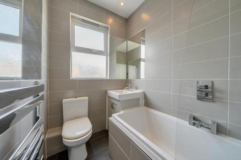 41 Deal Road, London, SW17 9JW