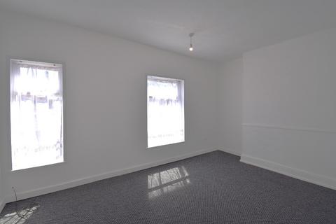 3 bedroom terraced house to rent, Rosmead Street, Hull, HU9