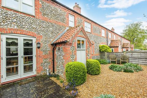 3 bedroom cottage for sale, 10 Harefields, Docking