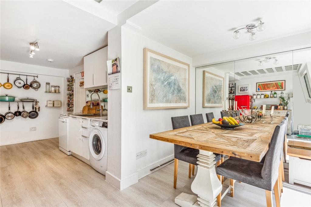 Kitchen/Dining Room