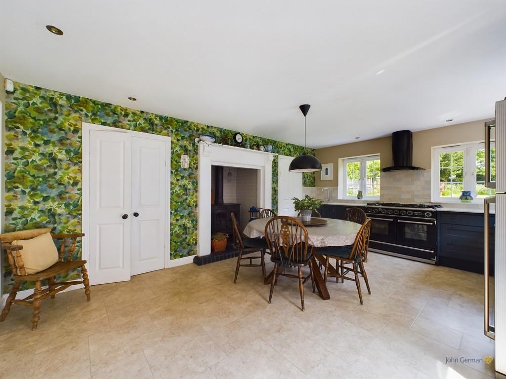 Knowle Road, Stafford 5 bed detached house for sale £775,000