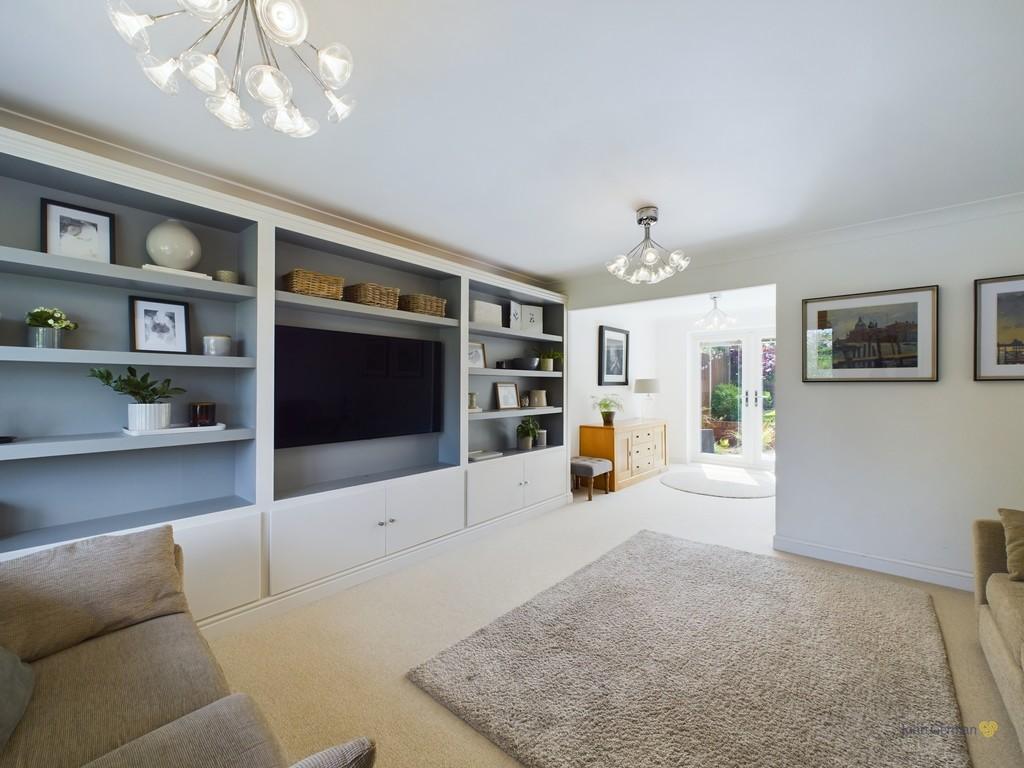 Newlyn Close, Boley Park, Lichfield 3 bed detached house for sale £