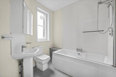 3 bedroom flat for sale, St Marys Mansions, St. Marys Terrace, London