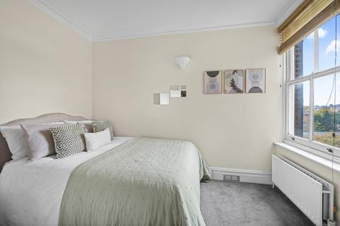 3 bedroom flat for sale, St Marys Mansions, St. Marys Terrace, London