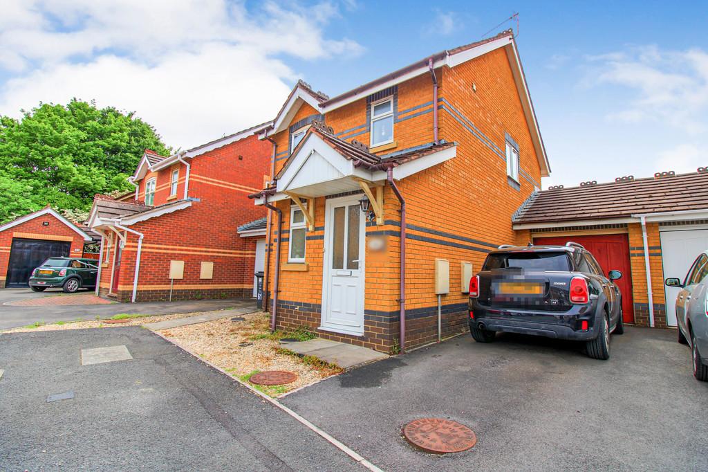 Primrose Close, Haydon Wick 3 bed link detached house for sale £315,000