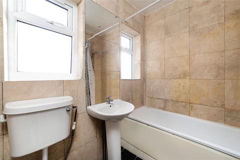 4 bedroom flat to rent, Fairbridge Road, Archway, London