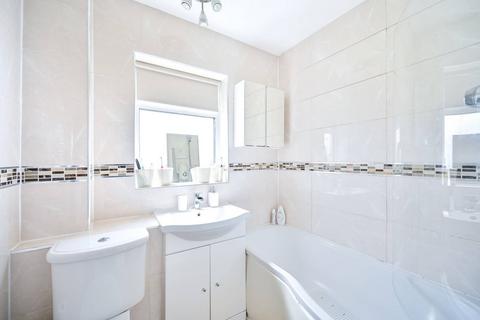 255 Humber Way, Slough, SL3 8SS