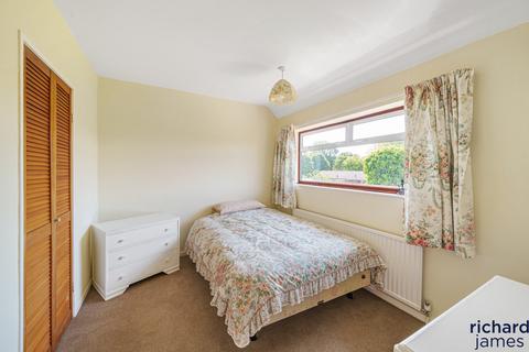 2 bedroom end of terrace house for sale - Charlton Close, Penhill, Swindon, Wiltshire, SN2