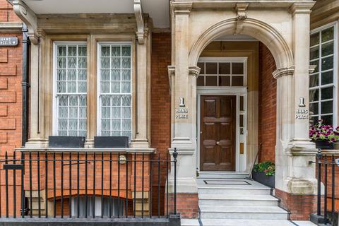 3 bedroom flat to rent, Hans Place, Knightsbridge, London, SW1X