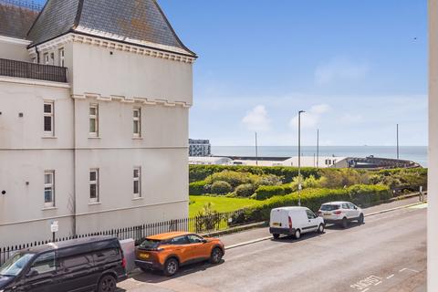 First Floor Flat, 7 Arundel Road, Brighton, BN2 5TE