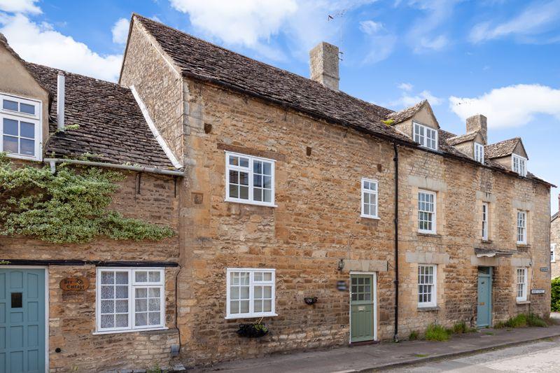 Abbey Street, Witney OX29 3 bed terraced house for sale £465,000