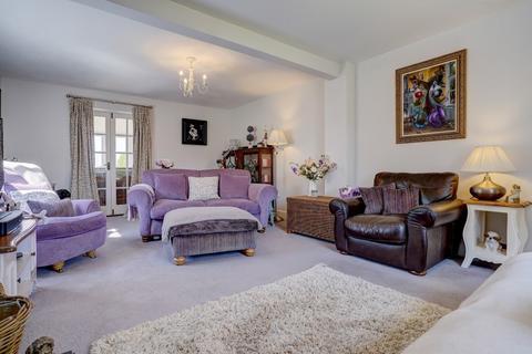 The Stables Burgh Road, Burgh St Peter, Beccles, NR34 0AD