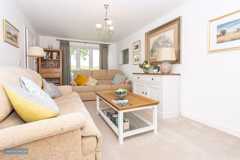 HULL 3 bed detached house for sale £370,000