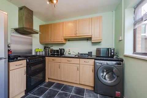 27 Adlington Road, Windmill Hill, Runcorn, WA7 6ND