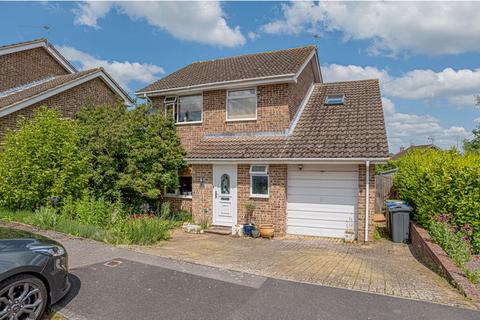 12 Highfield Close, Semington, Trowbridge, BA14 6JZ